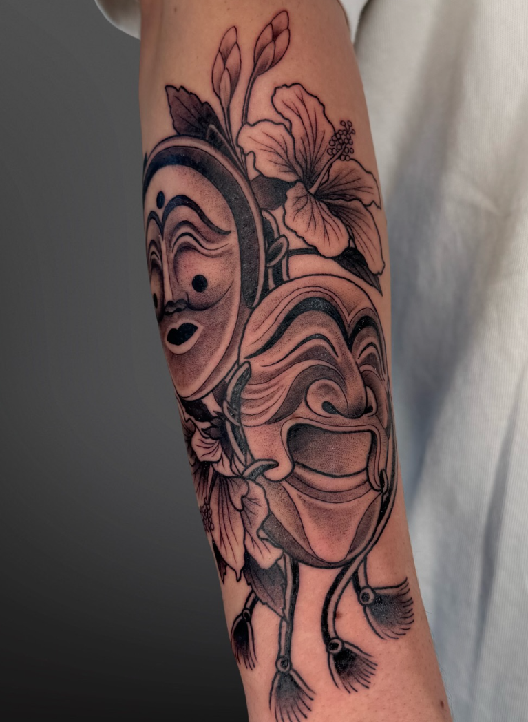 Custom design tattoo by Ivana Bajagic, Ottawa Ontario