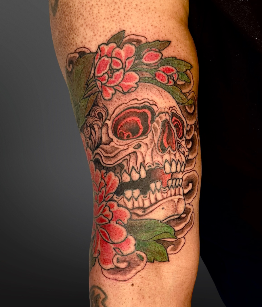 Fine line tattoo by Ivana Bajagic, Ottawa